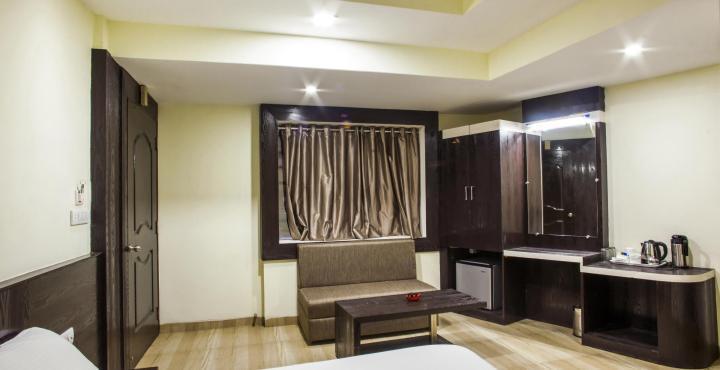 Oyo 2155 Hotel Wardhman Jabalpur Dış mekan fotoğraf